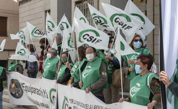 Los sindicatos critican el acuerdo unilateral con la Cesm y CSIF mantiene sus movilizaciones