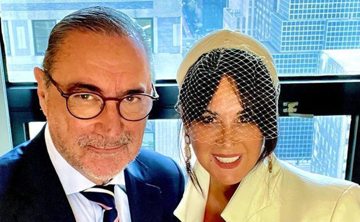 Carlos Herrera comparte imágenes de su boda 'secreta' con Pepa Gea