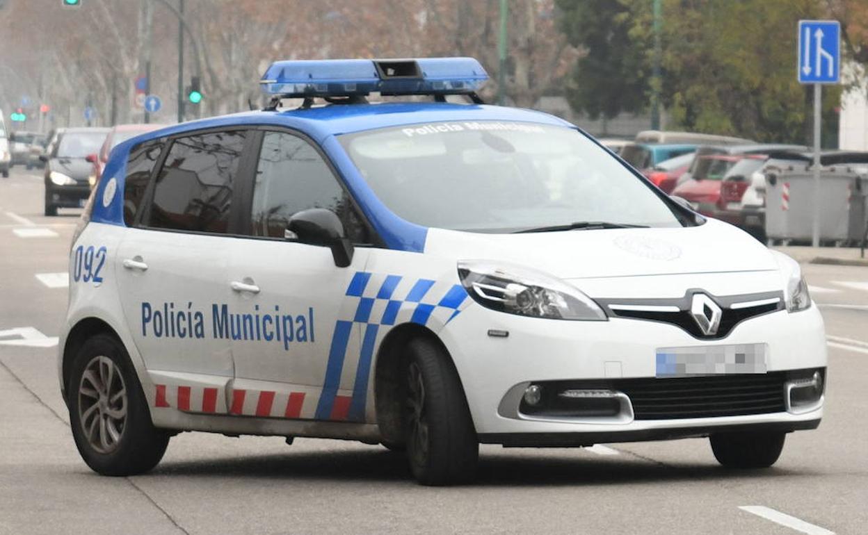 Valladolid: Detenida por intentar agredir a policías al ser cacheada por el posible robo de un móvil