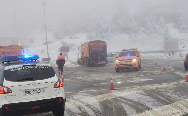 «El día que ocurra una desgracia en el alto de Navacerrada vamos a tener un gran problema»