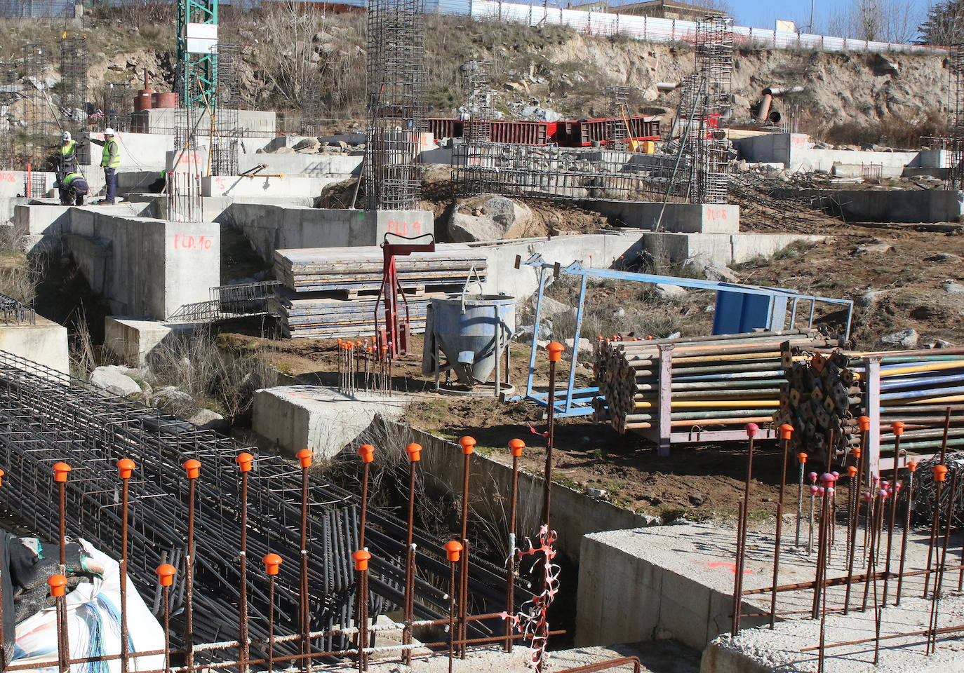 Obras de construccion del Instuto de San Lorenzo. 