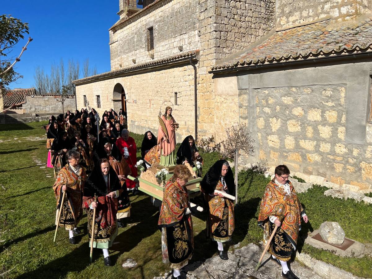 Fotos: Procesión de Santa Águeda en Tiedra
