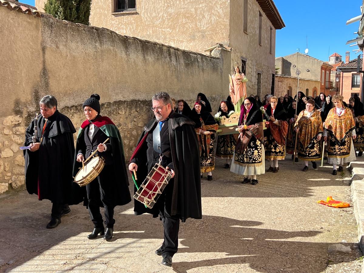 Fotos: Procesión de Santa Águeda en Tiedra