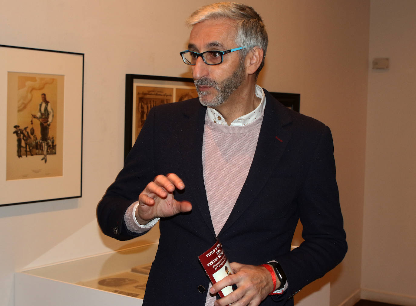 Exposición de trajes segovianos en el Torreón de Lozoya. 
