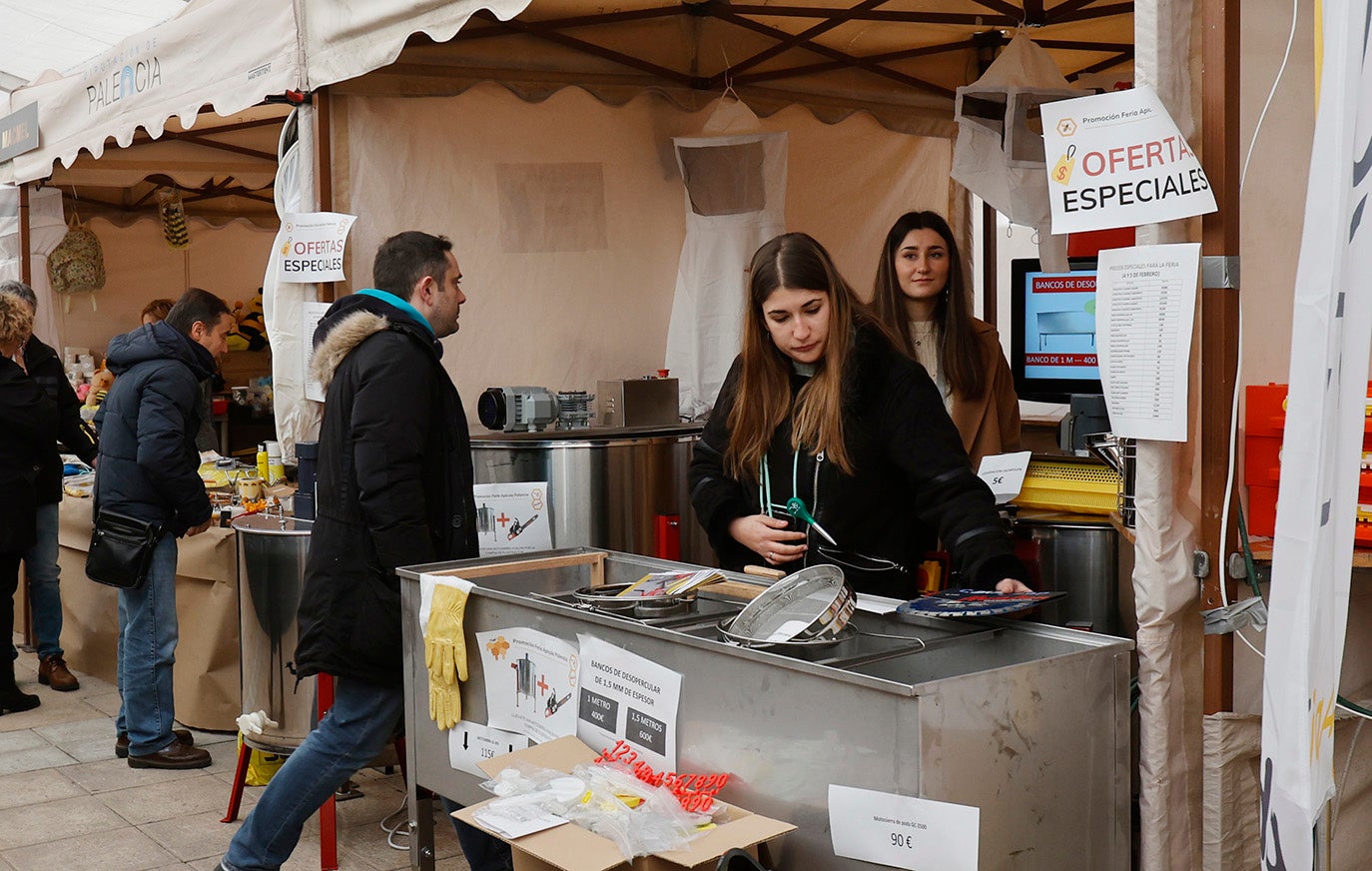 Los apicultures de Palencia defienden su miel con una marca de calidad