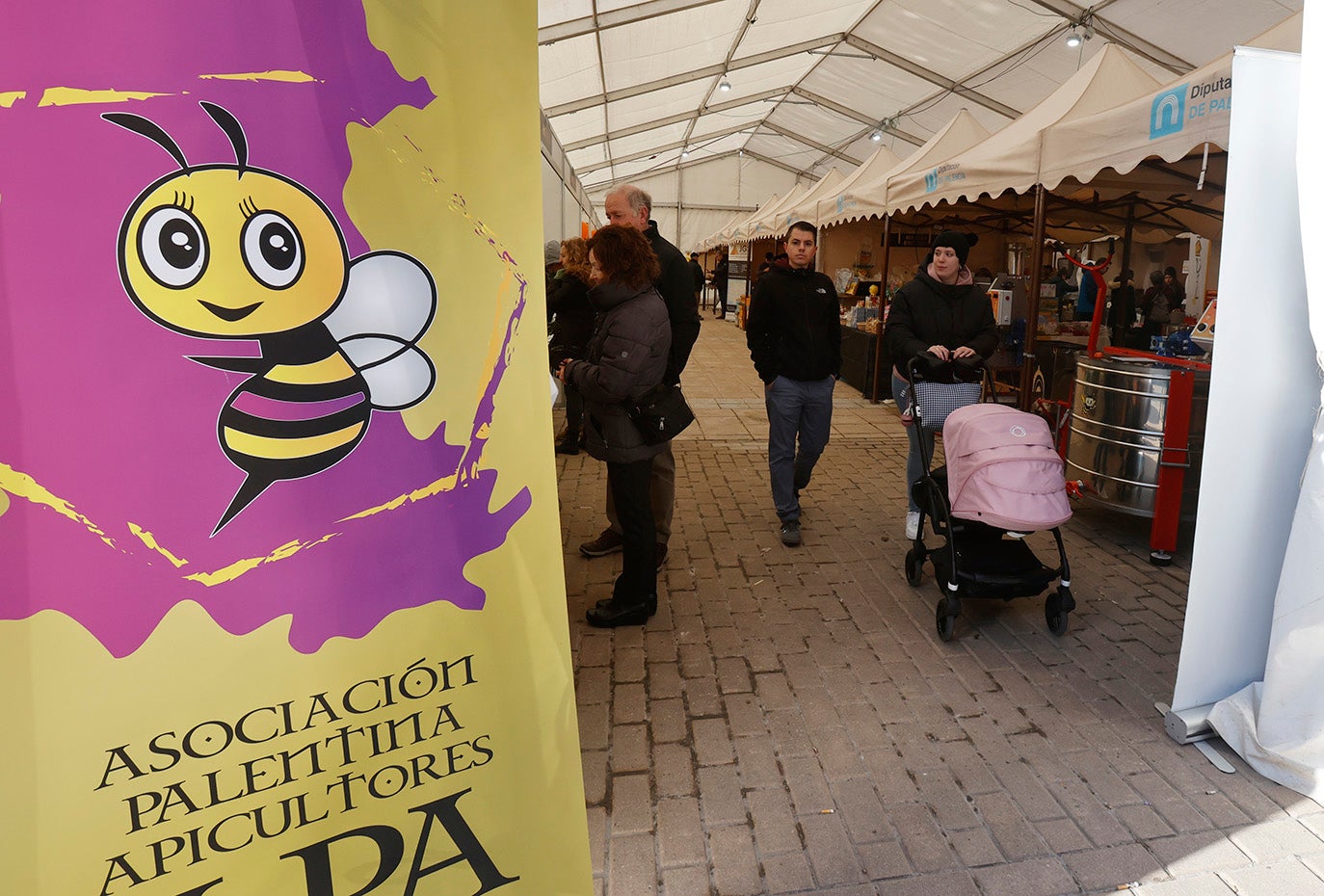 Los apicultures de Palencia defienden su miel con una marca de calidad