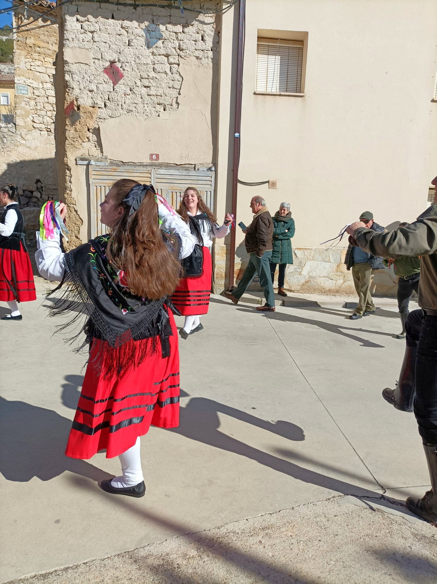 Hornillos de Cerrato danza en honor a las Candelas y San Blas