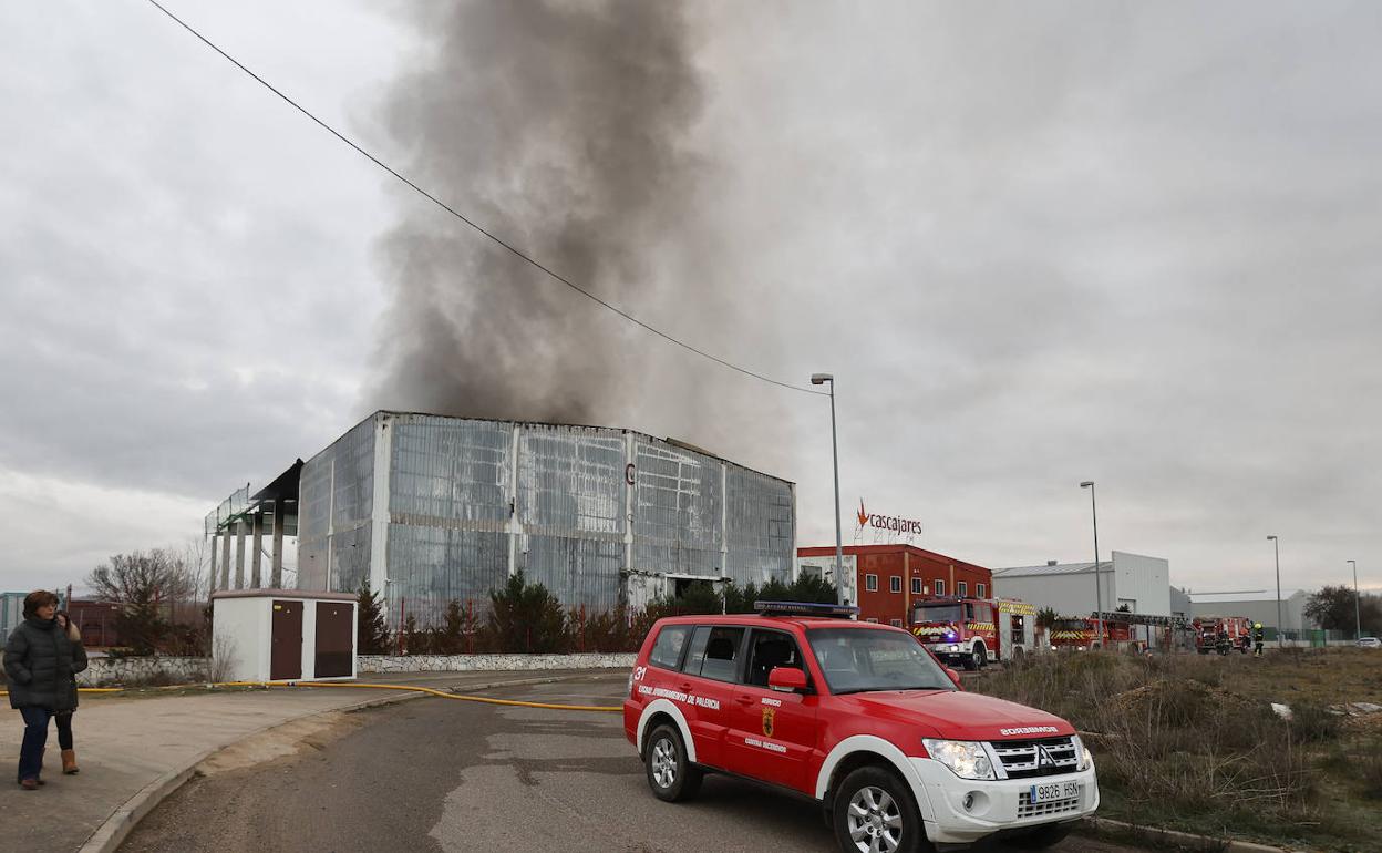 Incendio de la planta de Cascajares en Dueñas el pasado 26 de enero. 