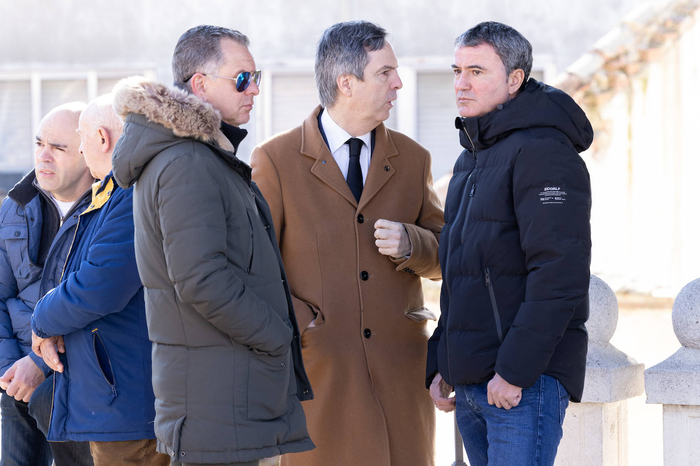 Fotos: Íscar se despide de Estela Domínguez en la misa funeral