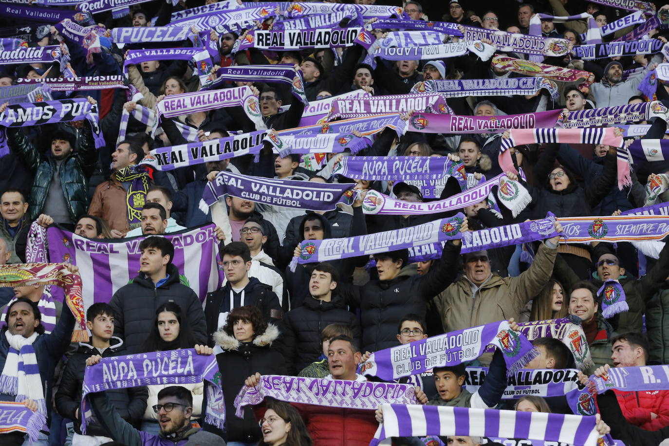 Fotos: Búscate en la grada del partido del Real Valladolid ante Osasuna (5/5)