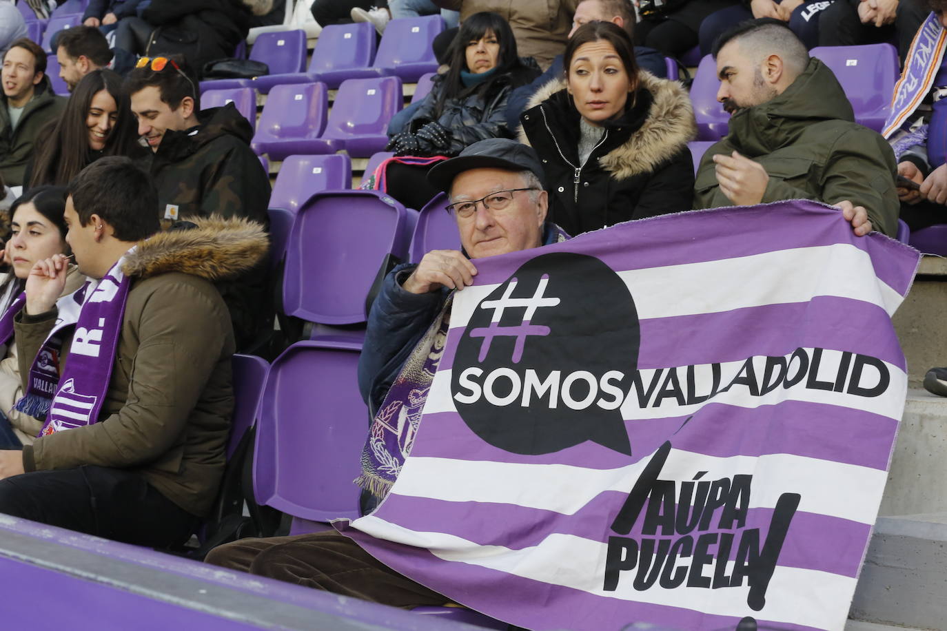 Fotos: Búscate en la grada del partido del Real Valladolid ante Osasuna (1/5)