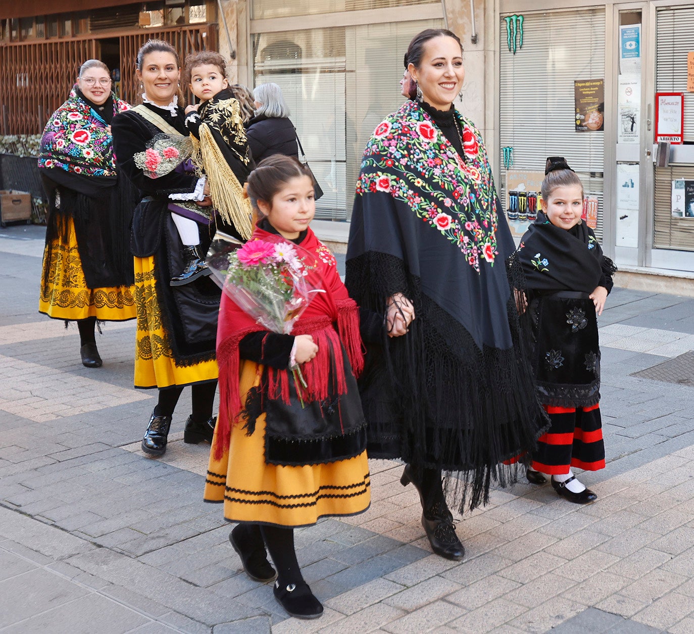 Procesión y misa de las Candelas en Palencia