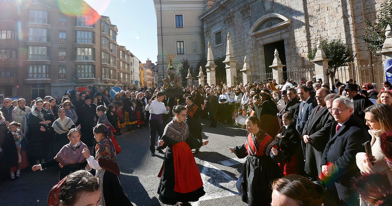 Procesión y misa de las Candelas en Palencia