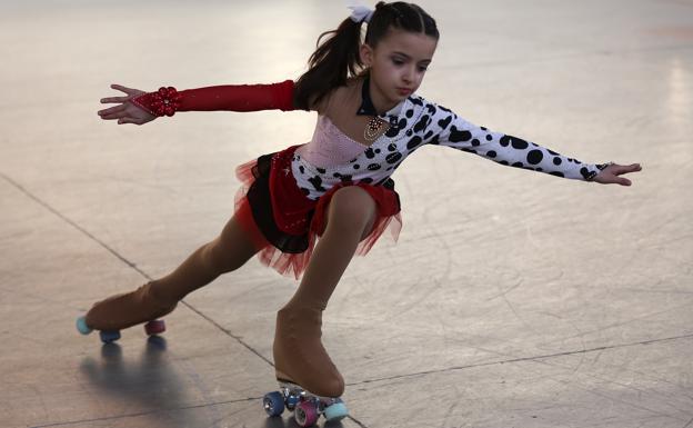 Imagen principal - Campeonato de patinaje artístico de los juegos escolares de la Diputación de Valladolid.