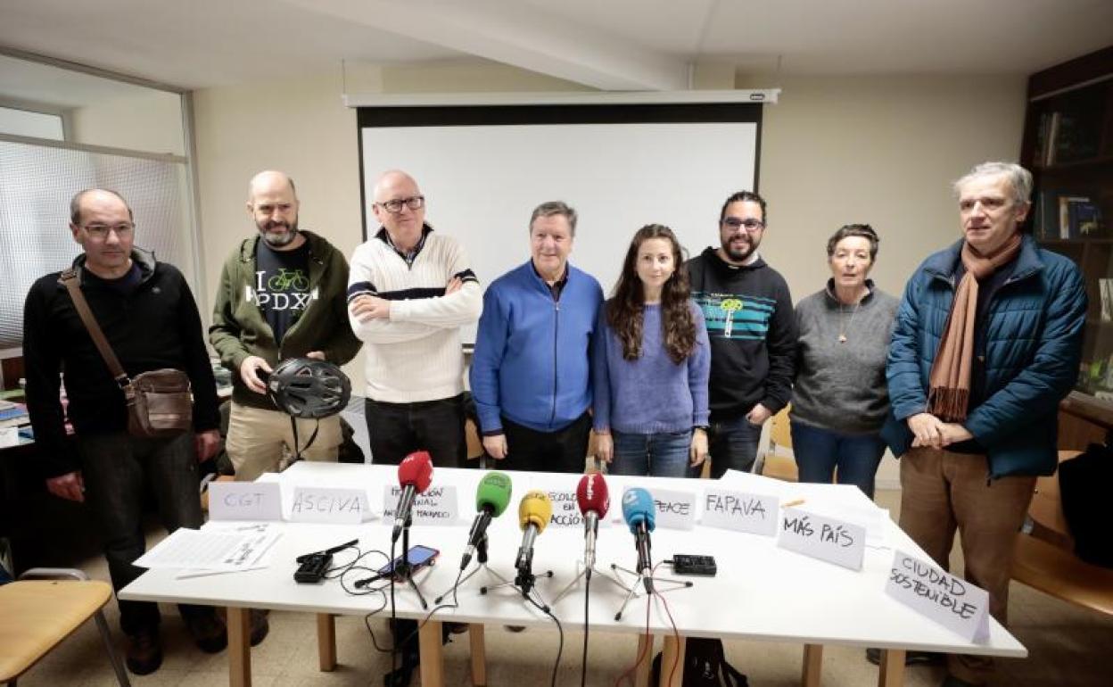 Representantes de las nueve organizaciones sociales que participan en el proyecto. 