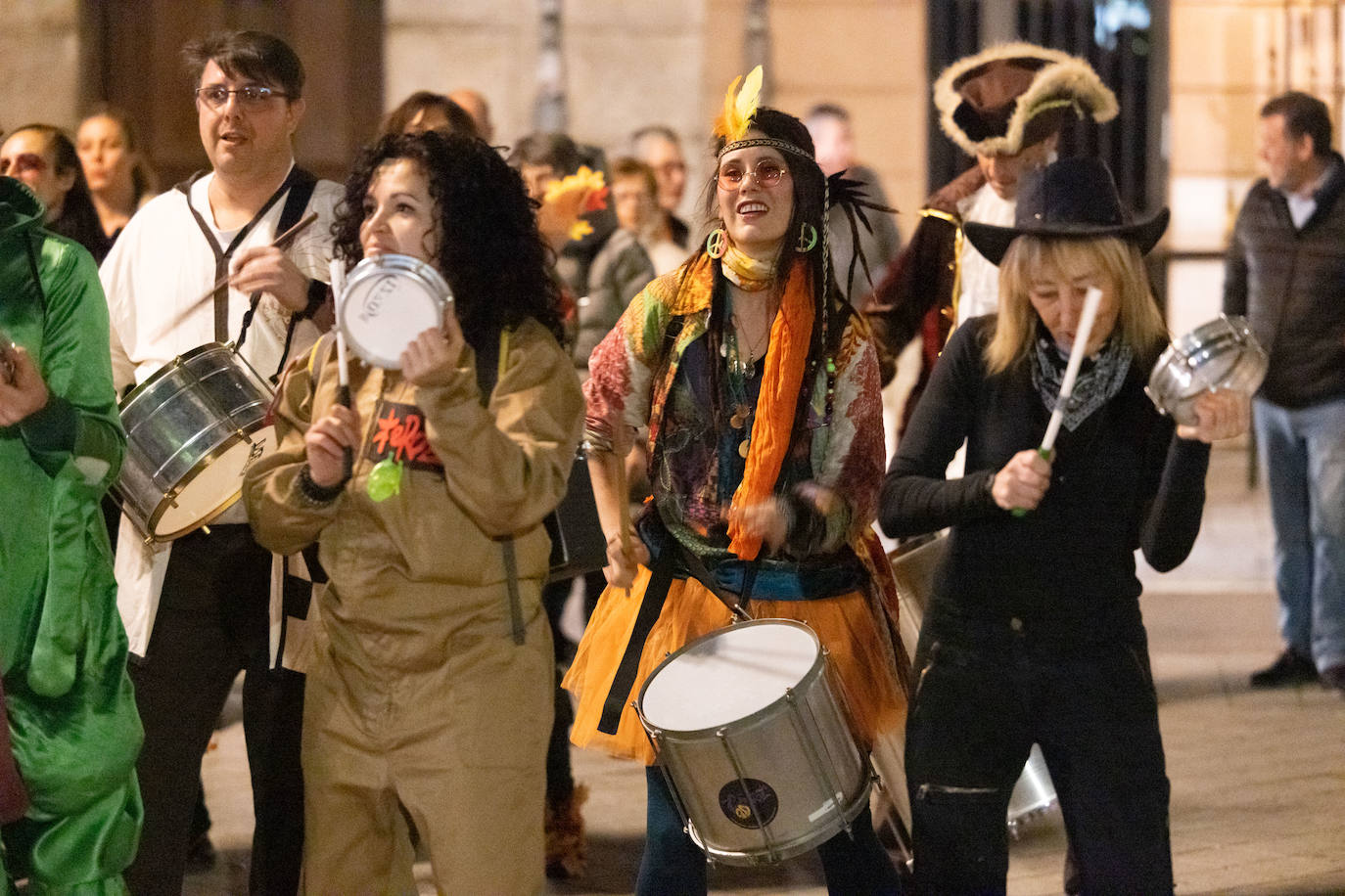 Fotos: El desfile inaugural del carnaval de Valladolid