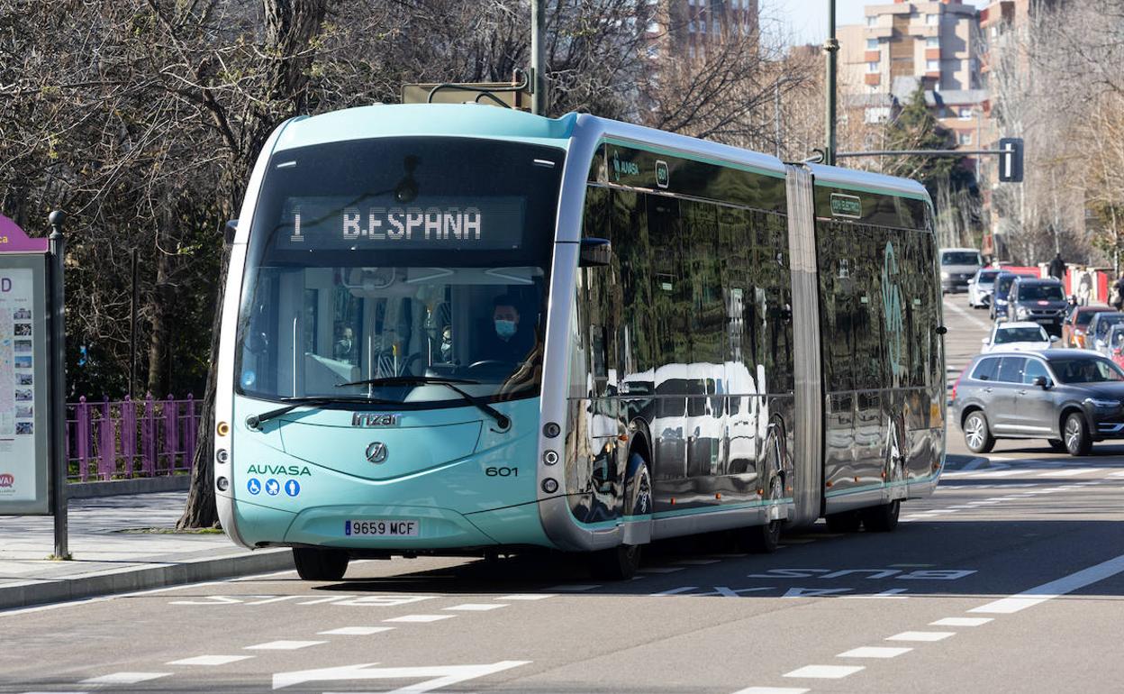 Un autobús eléctrico como el que ha sufrido el siniestro, en una imagen de archivo.