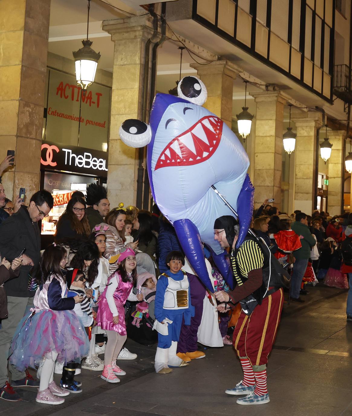 Fotos: El desfile del carnaval de Palencia, al detalle (I)