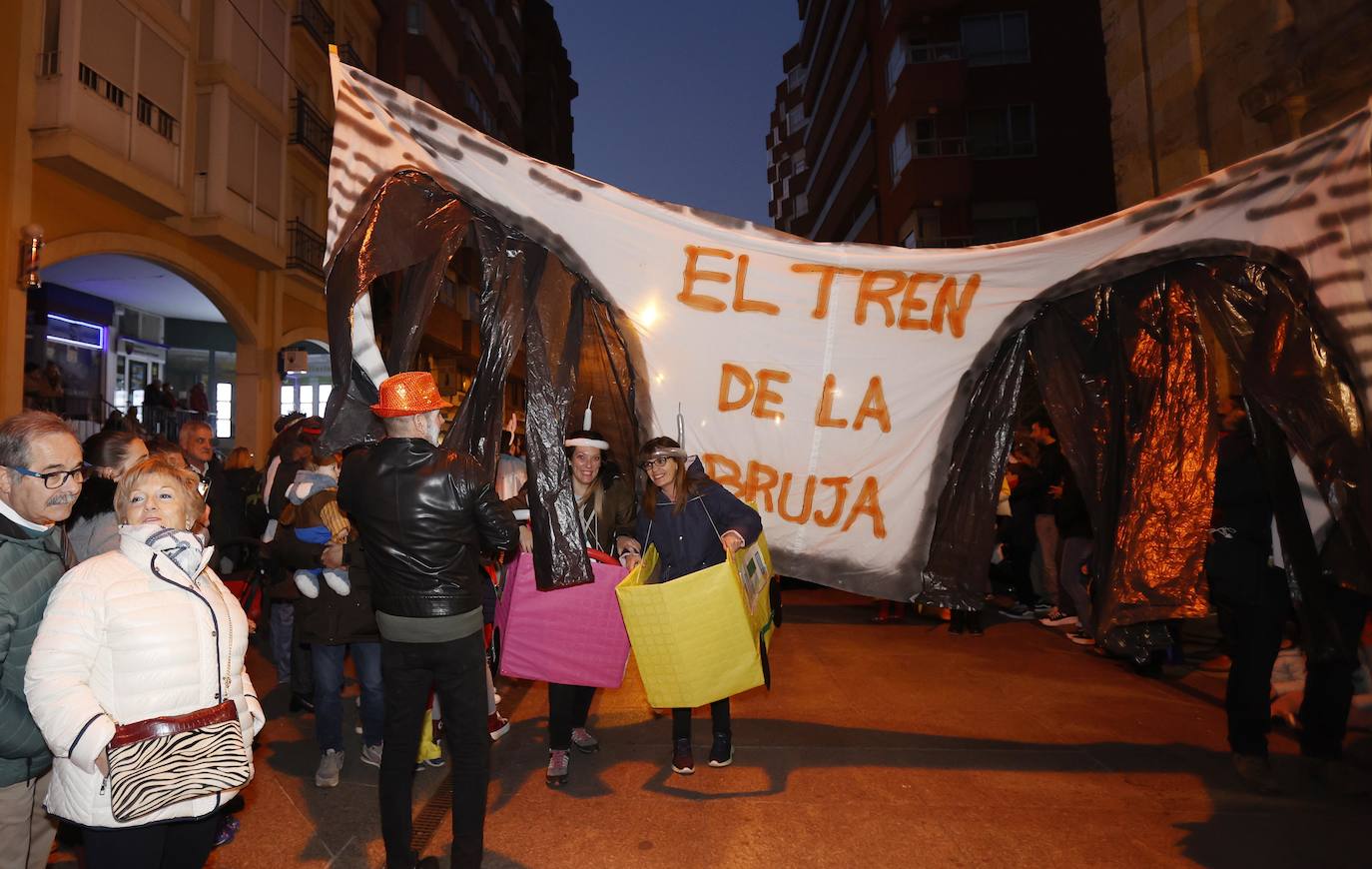 Fotos: El desfile del carnaval de Palencia, al detalle (I)