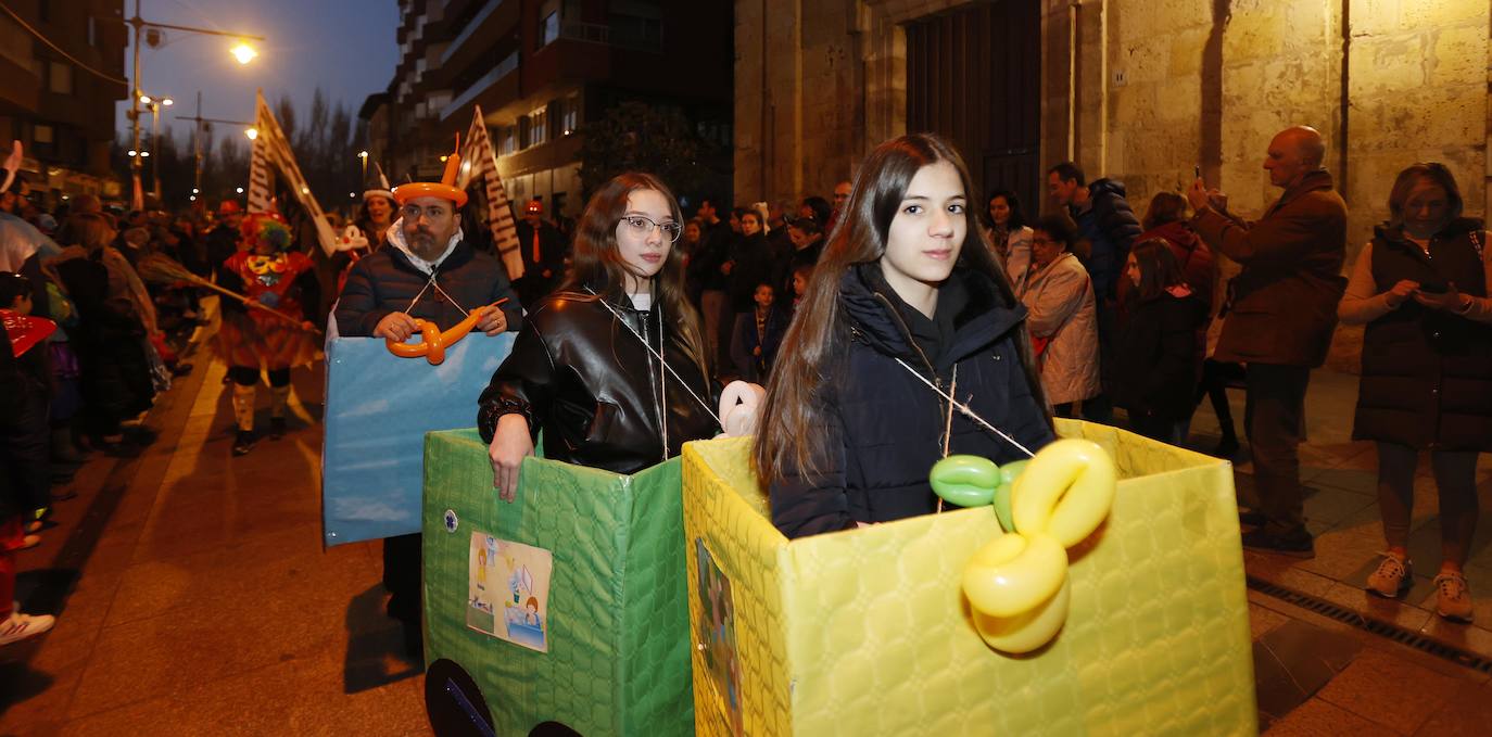 Fotos: El desfile del carnaval de Palencia, al detalle (I)