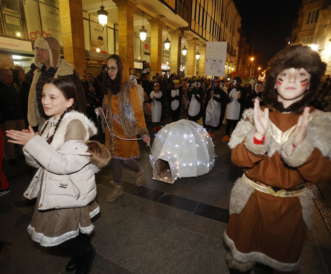 Fotos: El desfile del carnaval de Palencia, al detalle (I)