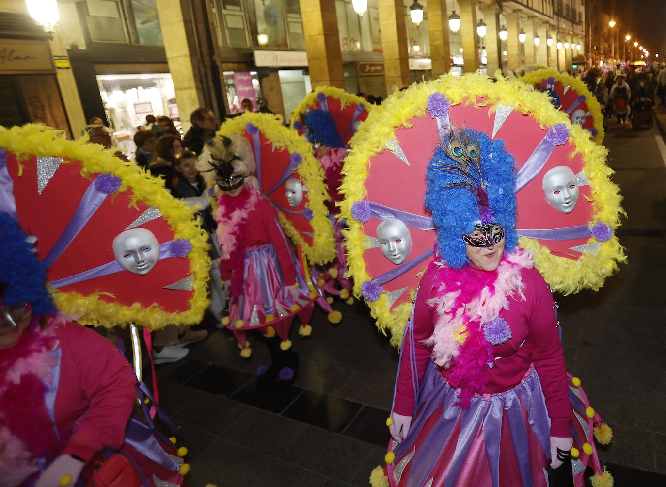 Fotos: El desfile del carnaval de Palencia, al detalle (II)