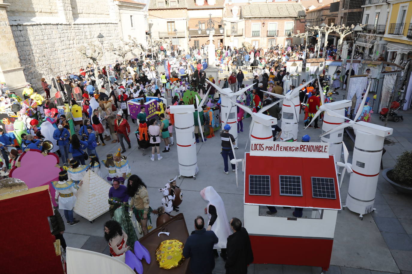 Un momento del desfile de carnaval en Tudela de Duero. 