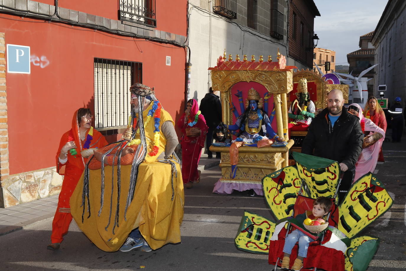 Un momento del desfile de carnaval en Tudela de Duero. 