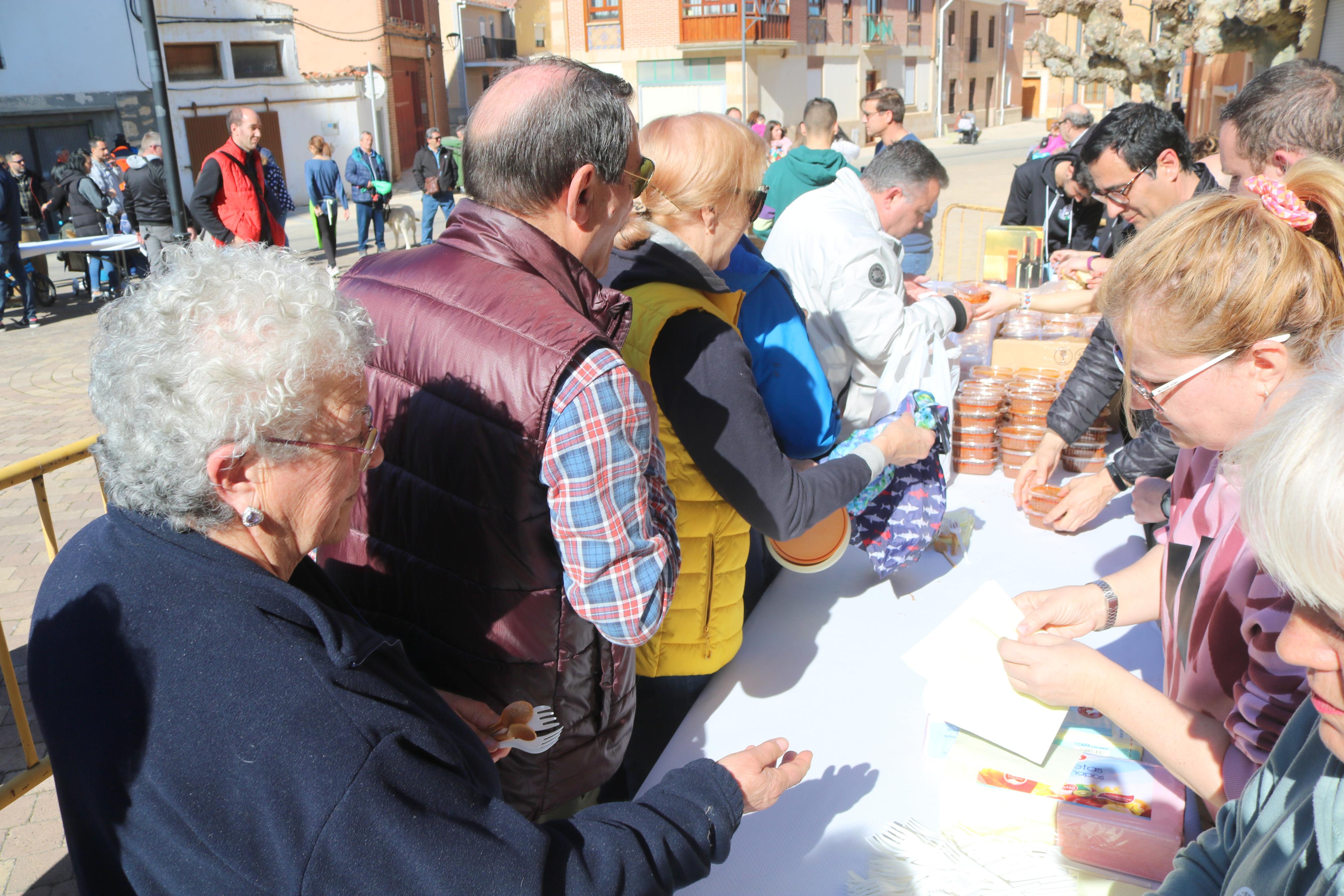 Villamuriel de Cerrato vivió una jornada festiva con música, danzas y gastronomía