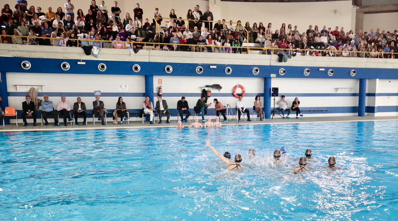 Fotos: La nadadora Laura López Valle en la piscina de Parquesol