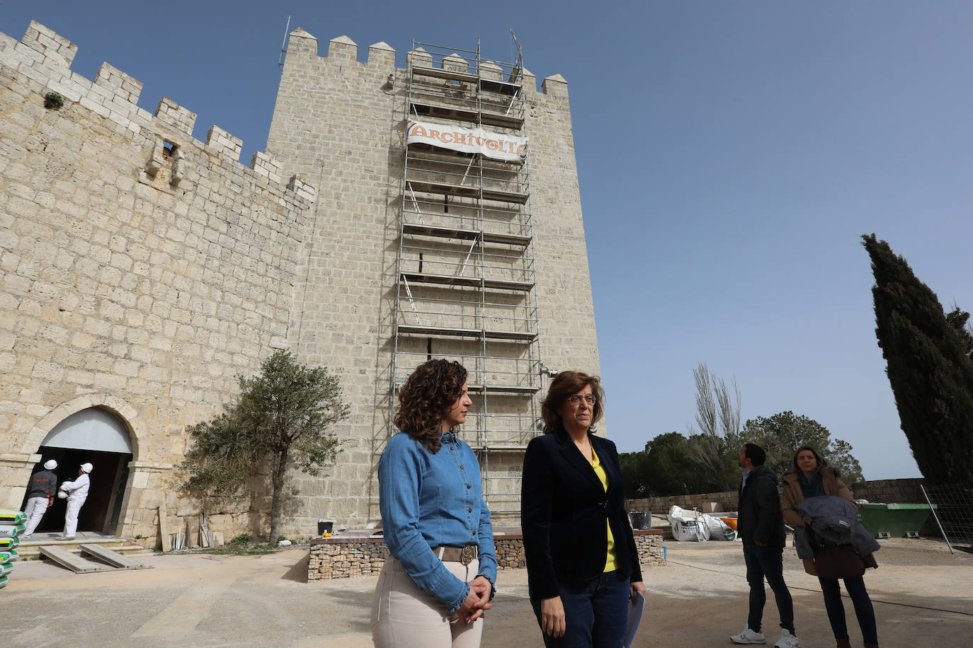 Fotos: El castillo de Monzón se prepara para abrir al turismo