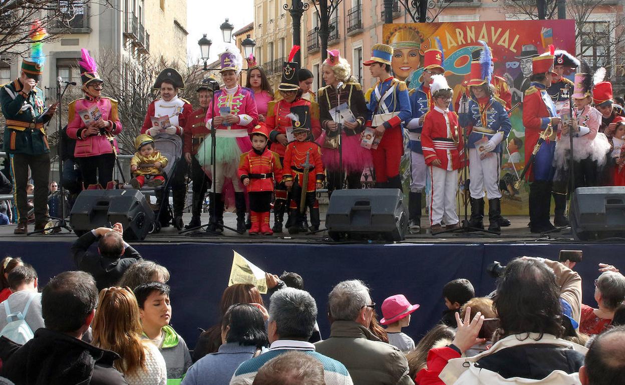 Concurso de coplas en el carnaval de Segovia, este domingo.