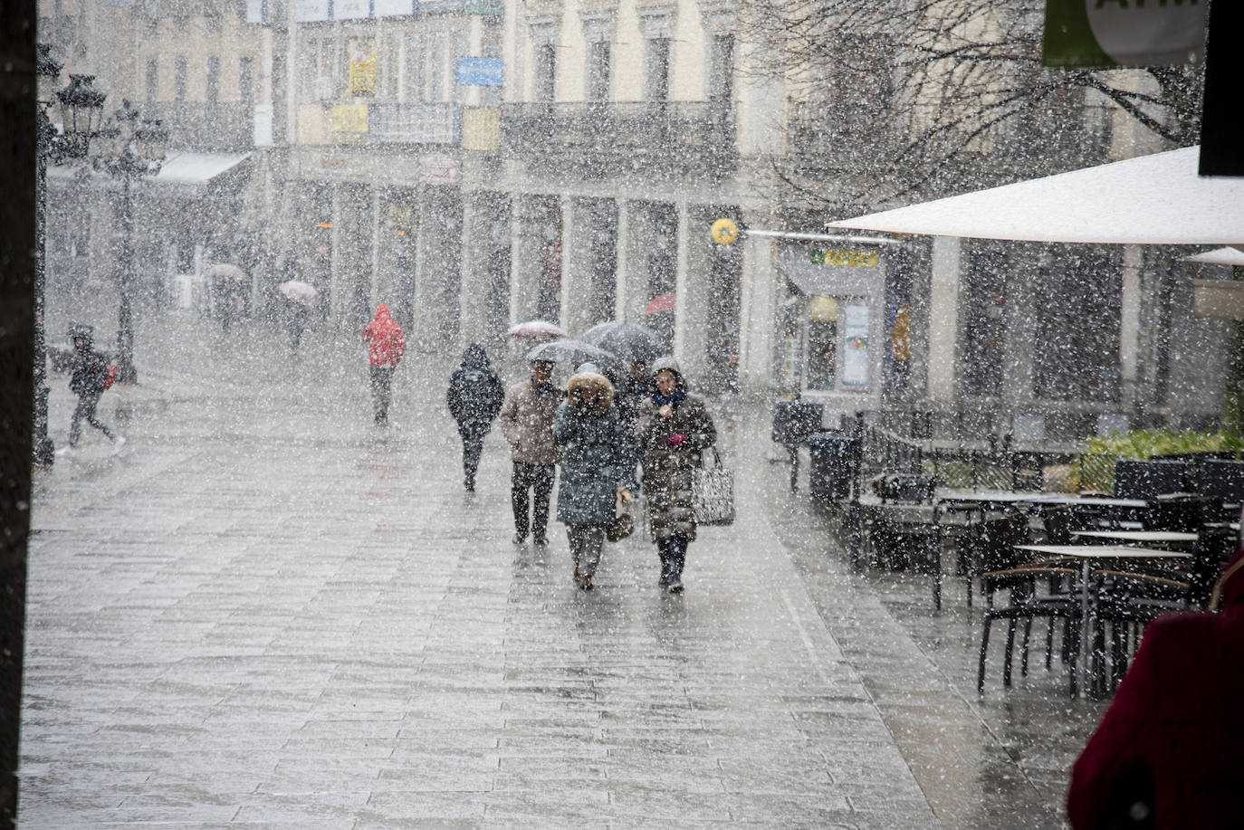 Nevada en Segovia capital en la mañana de este jueves.
