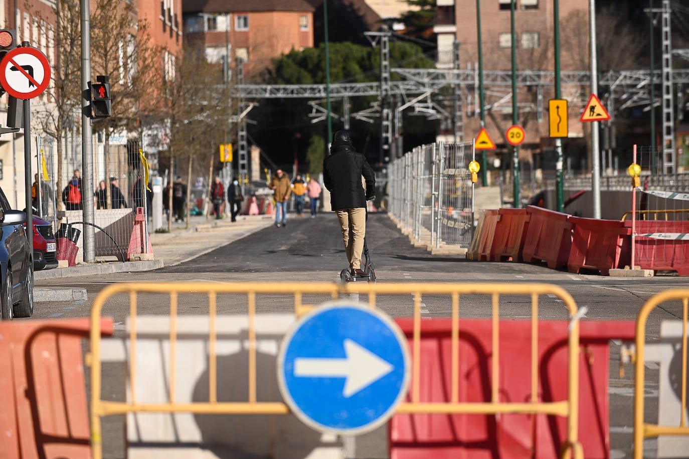 Fotos: La reapertura del tráfico en la calle Estación, en imágenes