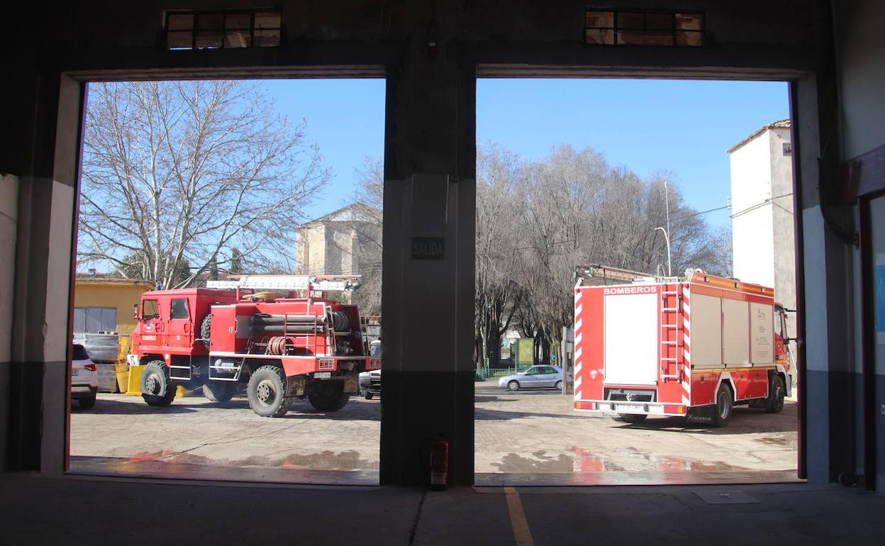 Nave municipal donde operan ya los bomberos. 