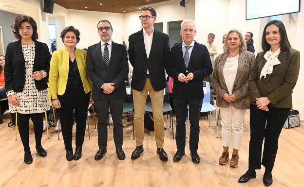 Integrantes del jurado de la IX Edición de los Premios STARTinnova.