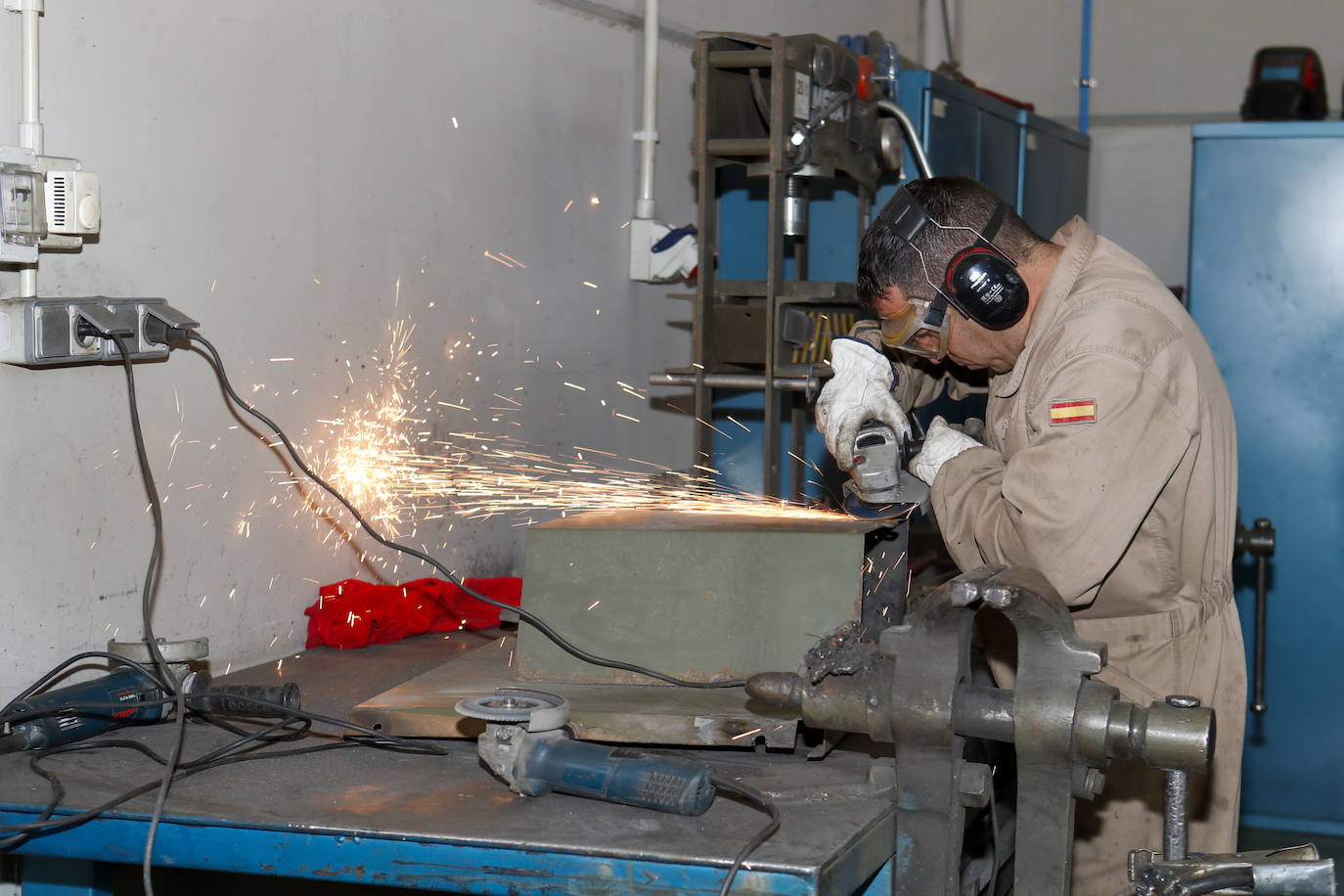 Mantenimiento en la base de El Empecinado. 