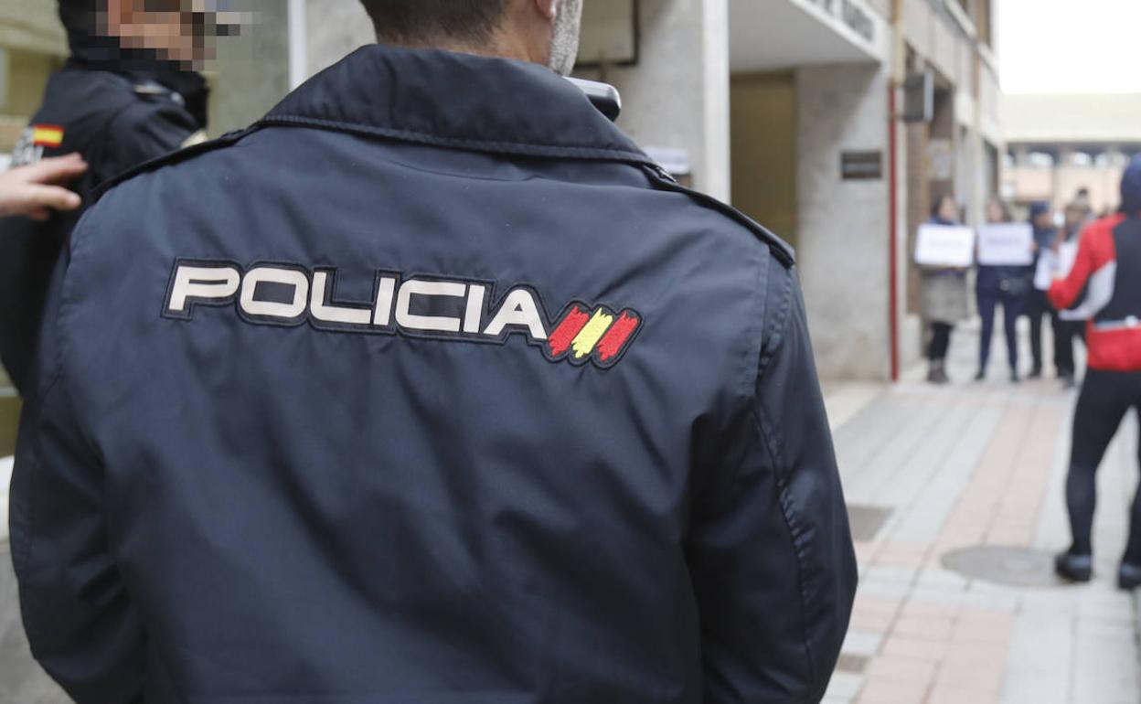 En libertad con cargos tras robar en tres comercios de Palencia