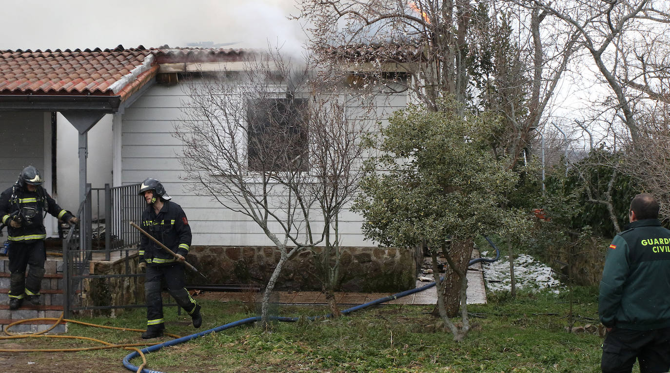 Incendio de una vivienda en Gallegos. 