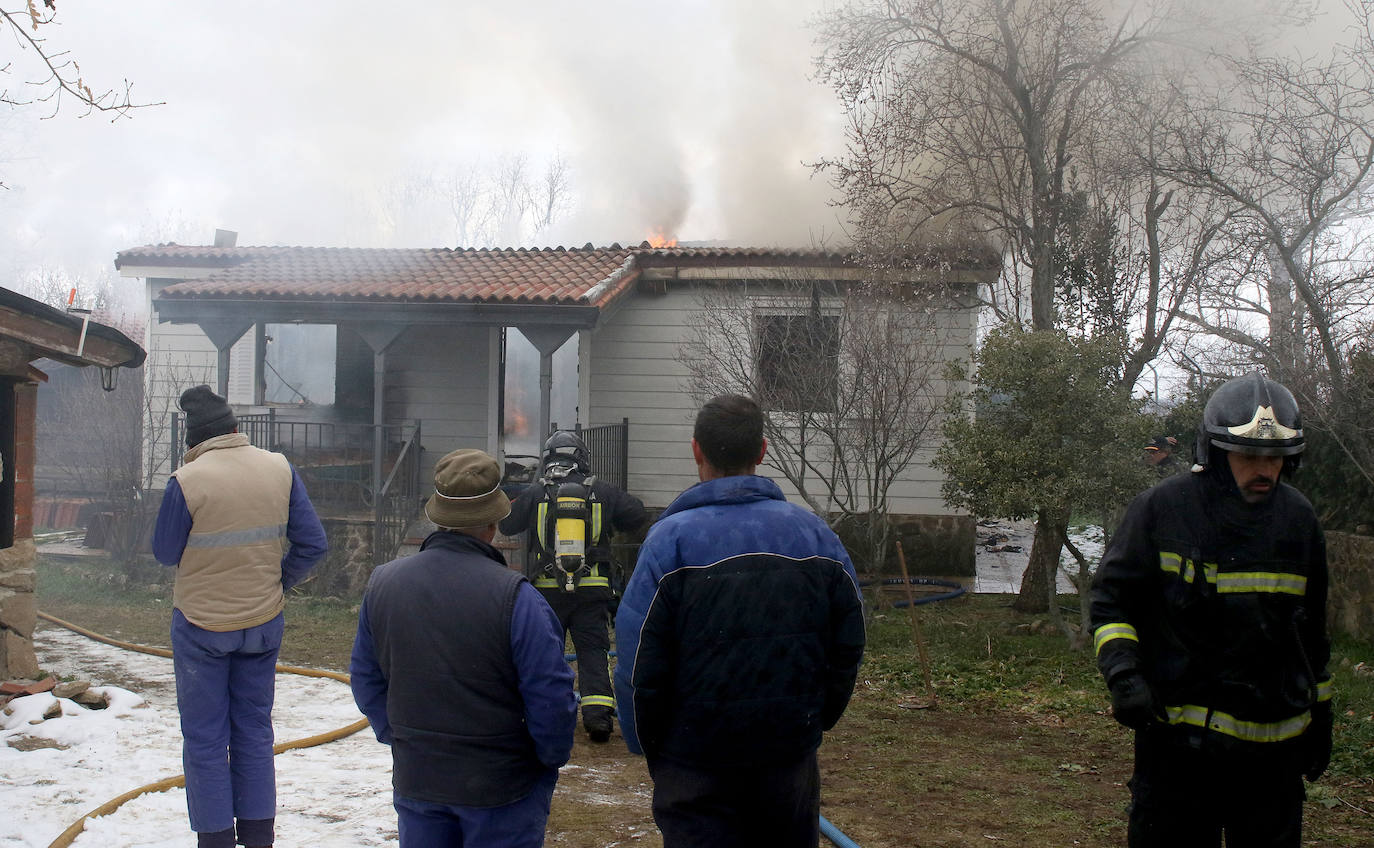 Incendio de una vivienda en Gallegos. 