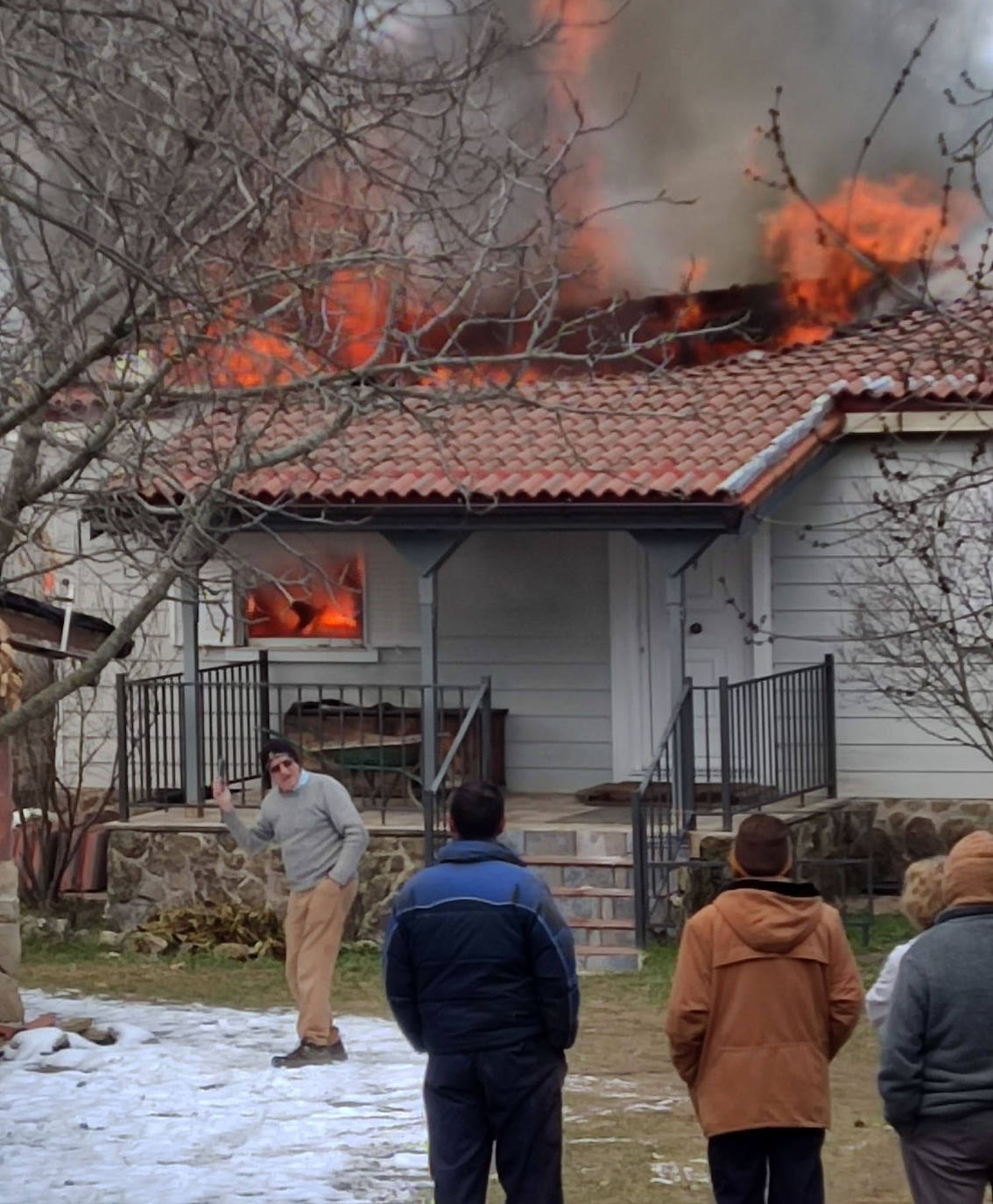 Incendio de una vivienda en Gallegos. 