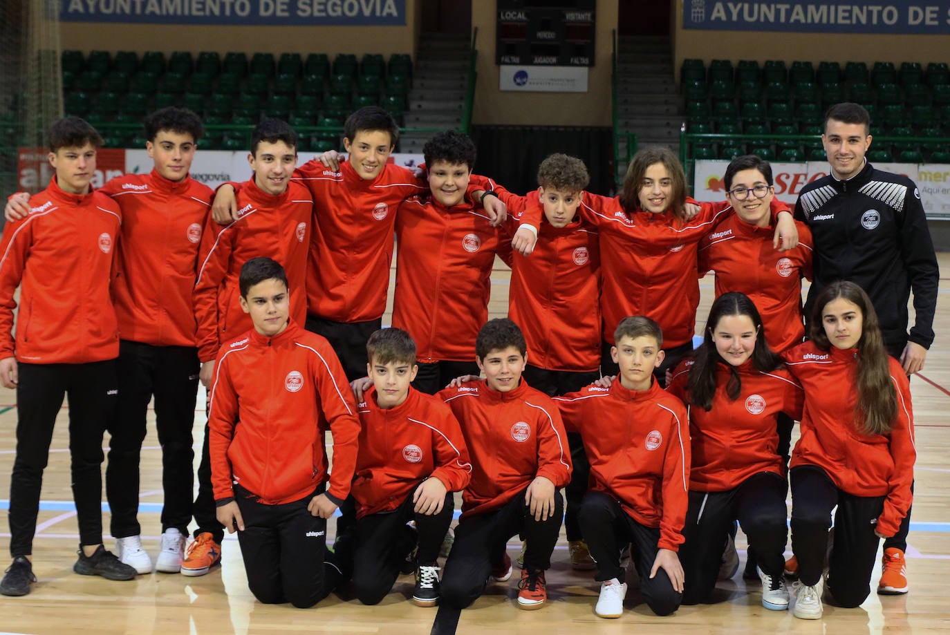 Presentacion de los equipos del club Segosala. 