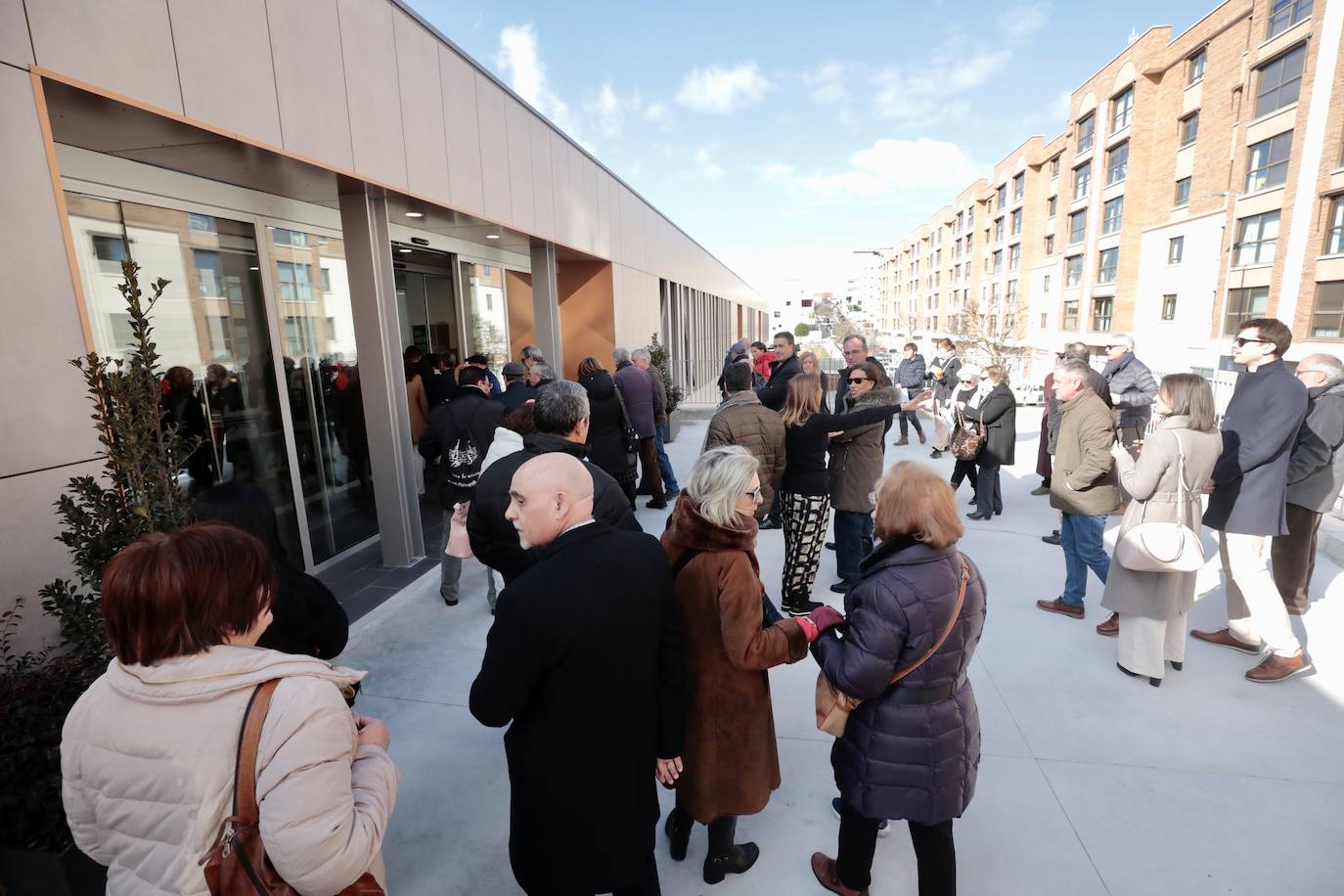 Fotos: El Ayuntamiento inaugura en Parquesol el primer Centro de Vida Activa en Valladolid