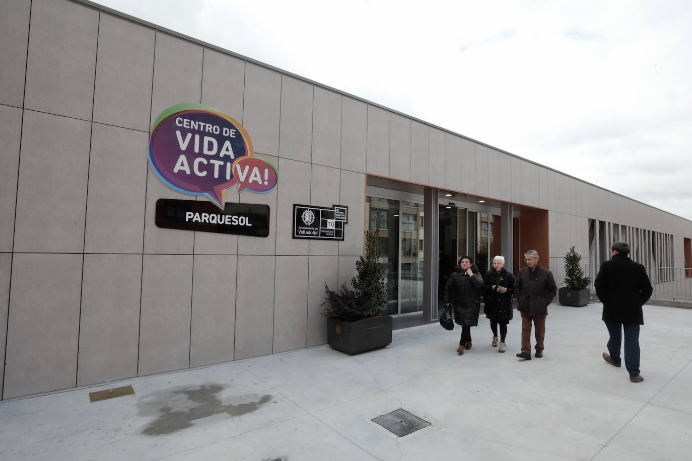 Fotos: El Ayuntamiento inaugura en Parquesol el primer Centro de Vida Activa en Valladolid