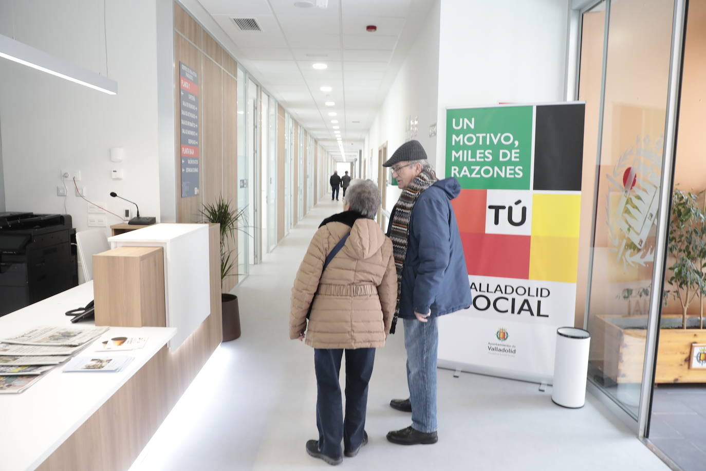 Fotos: El Ayuntamiento inaugura en Parquesol el primer Centro de Vida Activa en Valladolid