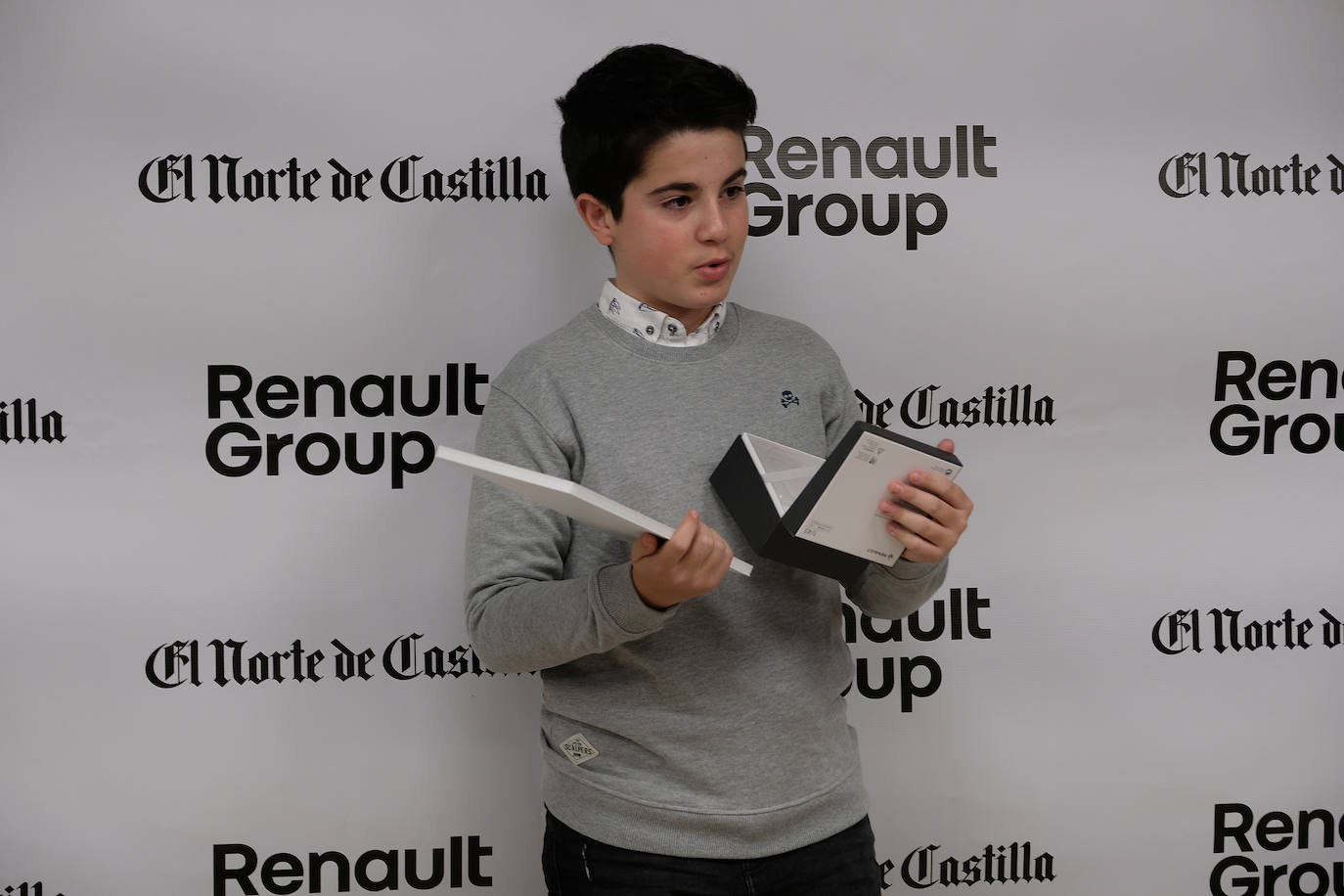 Fotos: Entrega de premios de la XII edición del Concurso de Relatos y Fotografías de Renault