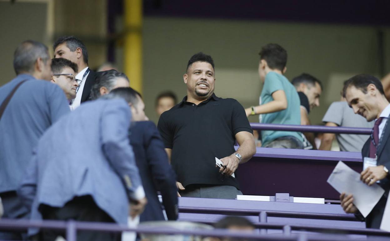 Ronaldo, en el palco del José Zorrilla. 