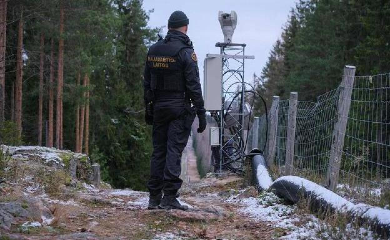 La obra para levantar el muro entre Finlandia y Rusia ha comenzado con la tala de árboles.