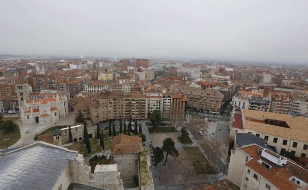 Una vista panorámica de Valladolid desde la torre de la catedral. 