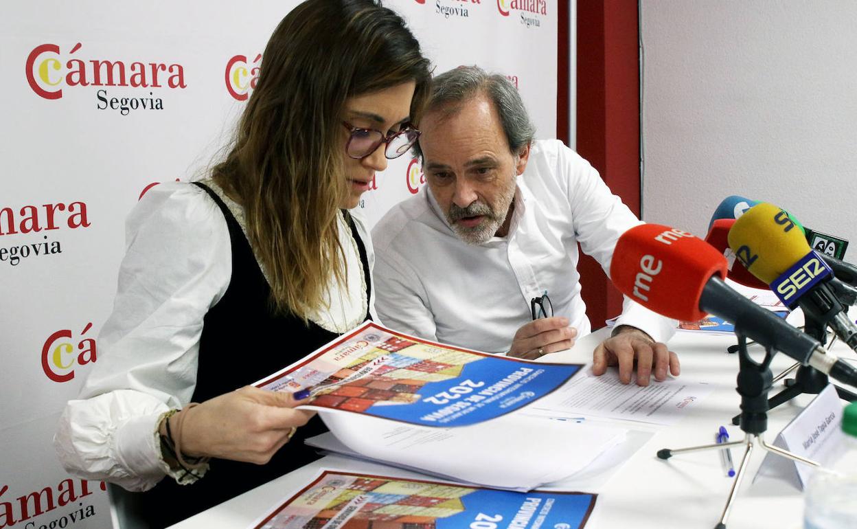 María José Tapia y Carlos Besteiro, durante la presentación del informe.